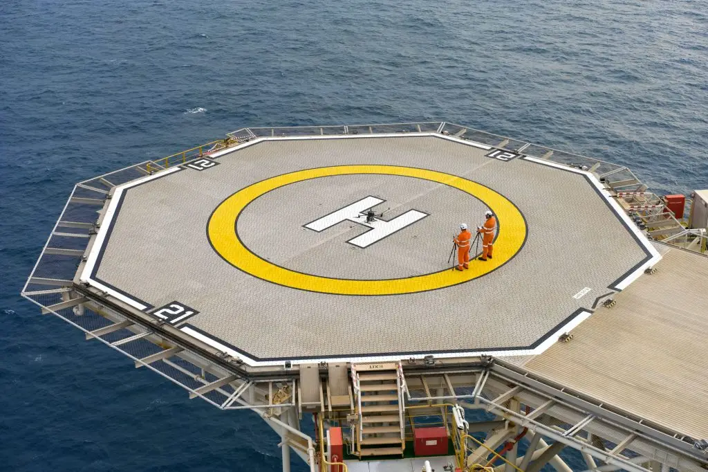 Emissions Monitoring Australia: Offshore O&G platform with emission experts